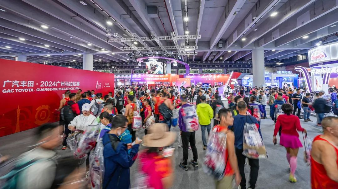 又赢球了！朱婷带河南女排3比0拿下四川，三连胜提前晋级，三场只输一局